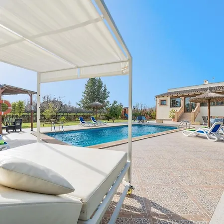 Villa Calderitx